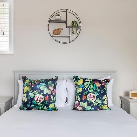 Vaughan Lodge Elegant 2-Bed Duplex With Views Near Malvern Hills Malvern Wells Ngoại thất bức ảnh